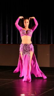 Performance ✨
So lucky to perform at the Friday night show of Newcastle Belly Dance Festival! On Wahashtini - ‘I miss you’ 💞
I can’t thank enough @bellydancehayal who taught me this choreo and coached me 🥰🙏
Music by @tonymouzayek
Costume by @amiradesign_inna_demchuchena
#bellydance
#bellydancersydney
