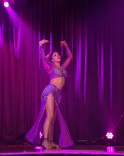 Performance ✨
Can you guess what I’m trying to say here? 👀🙊
Pictures by @cleeverland
Costume by @amiradesign_inna_demchuchena
#bellydance
#bellydancelove
#bellydancer
#bellydancerlife
#bellydanceworld
#bellydancersydney
#nofilter