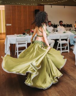 Dancing with the stars 🌟

#bellydance
#bellydancersydney
#sydneybellydancer
#bellydancer 
Belly dancer in Sydney